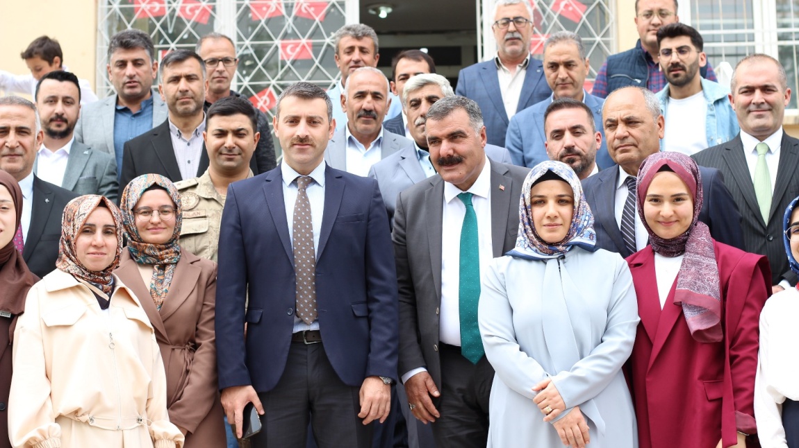 4006 TÜBİTAK  BİLİM FUARI ŞENLİĞİ GERÇEKLEŞTİRİLDİ.