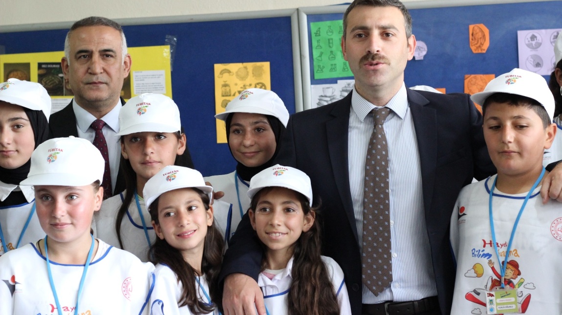 TÜBİTAK BİLİM FUARINDAN KARELERİMİZ.